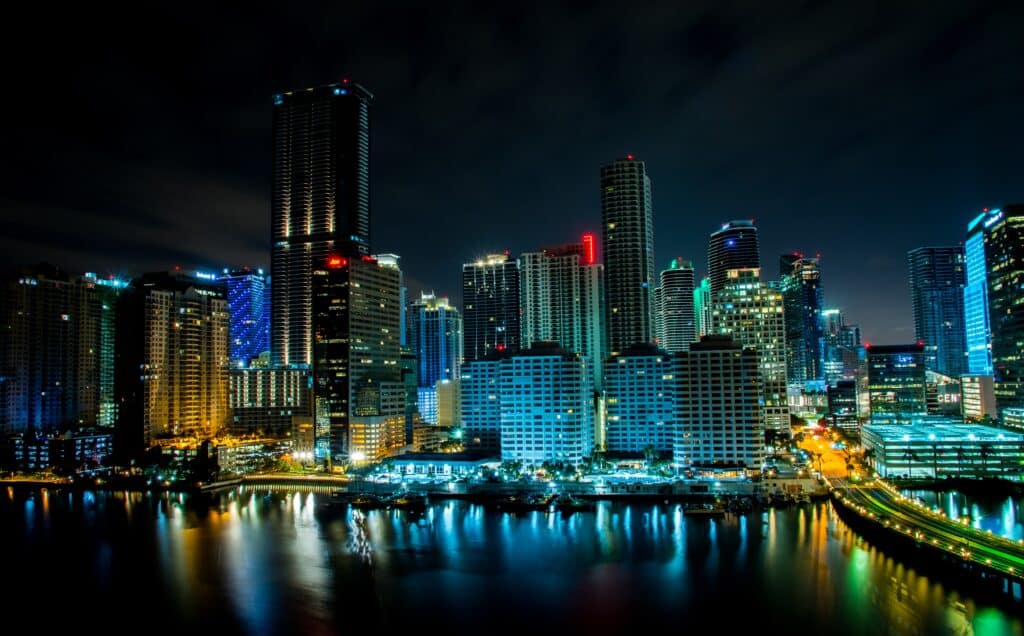 Pay Immigration Bonds in Miami