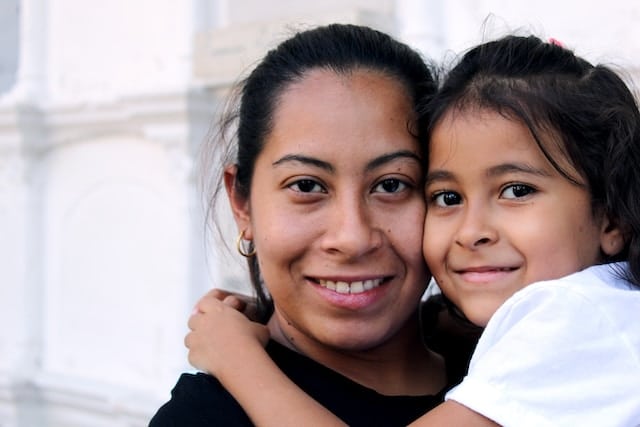 Mother and daughter reunited through the benefits of immigration bonds